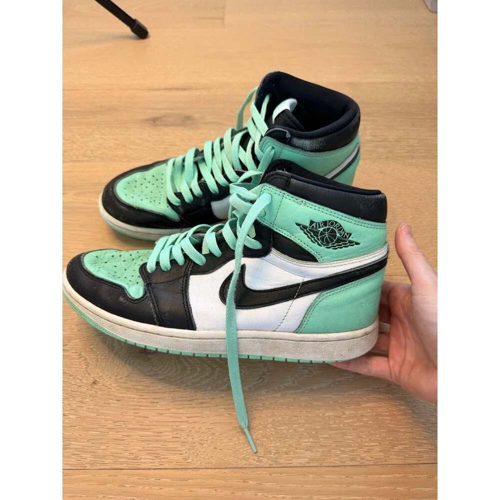 Air Jordan Retro OG 1 Black/ Mint Green / White Men’s Size 9 - Picture 1 of 7